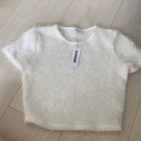 Garage Fuzzy Crop Top - Picture 2 of 4